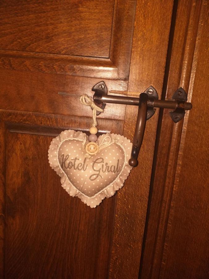 Hotel Giral بييسكاس المظهر الخارجي الصورة