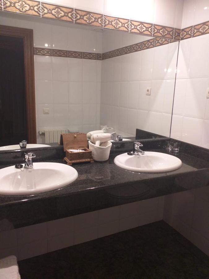 Hotel Giral بييسكاس المظهر الخارجي الصورة