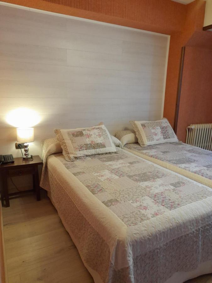 Hotel Giral بييسكاس المظهر الخارجي الصورة